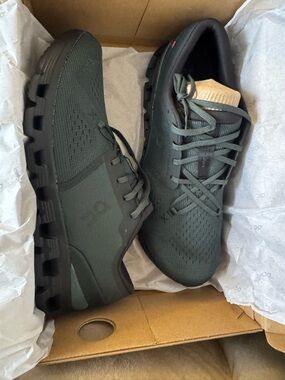 Men's Athletic Running Shoes in Dark Green